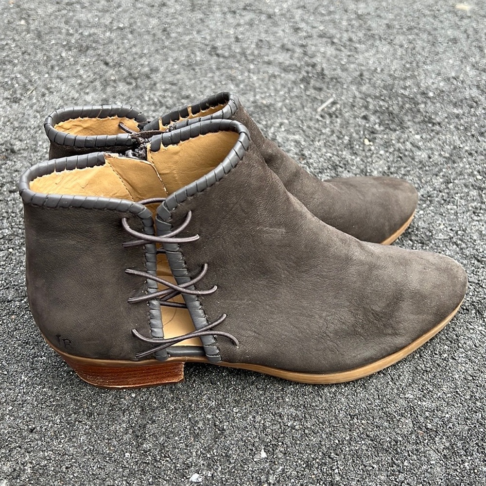 Jack Rogers boots size 7